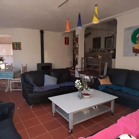 Casa Vale Vinagre- Schoene In Der By Interhome