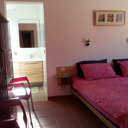 Casa Vale Vinagre- Schoene In Der By Interhome Feriehus