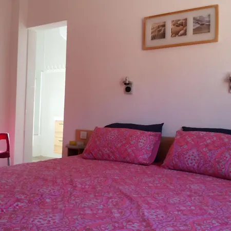 Casa Vale Vinagre- Schoene In Der By Interhome בית נופש