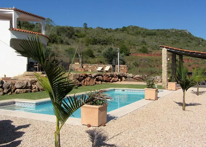 Casa Vale Vinagre- Schoene In Der By Interhome Vakantiehuis