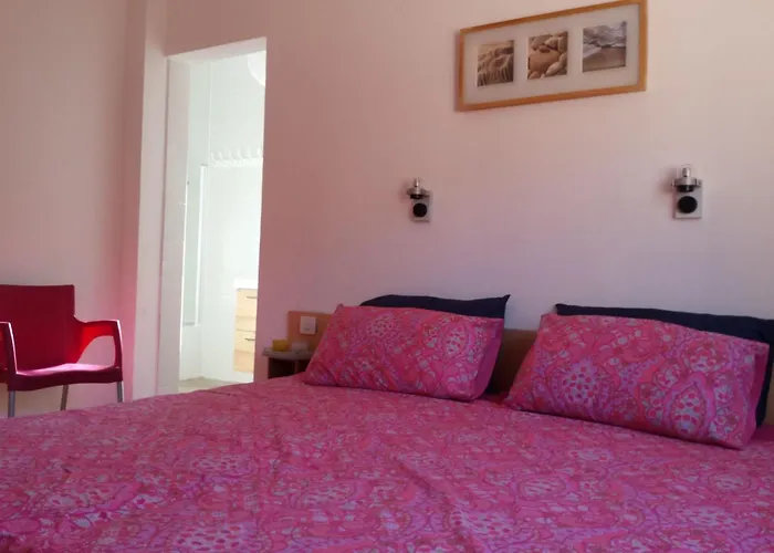 Casa Vale Vinagre- Schoene In Der By Interhome Vakantiehuis